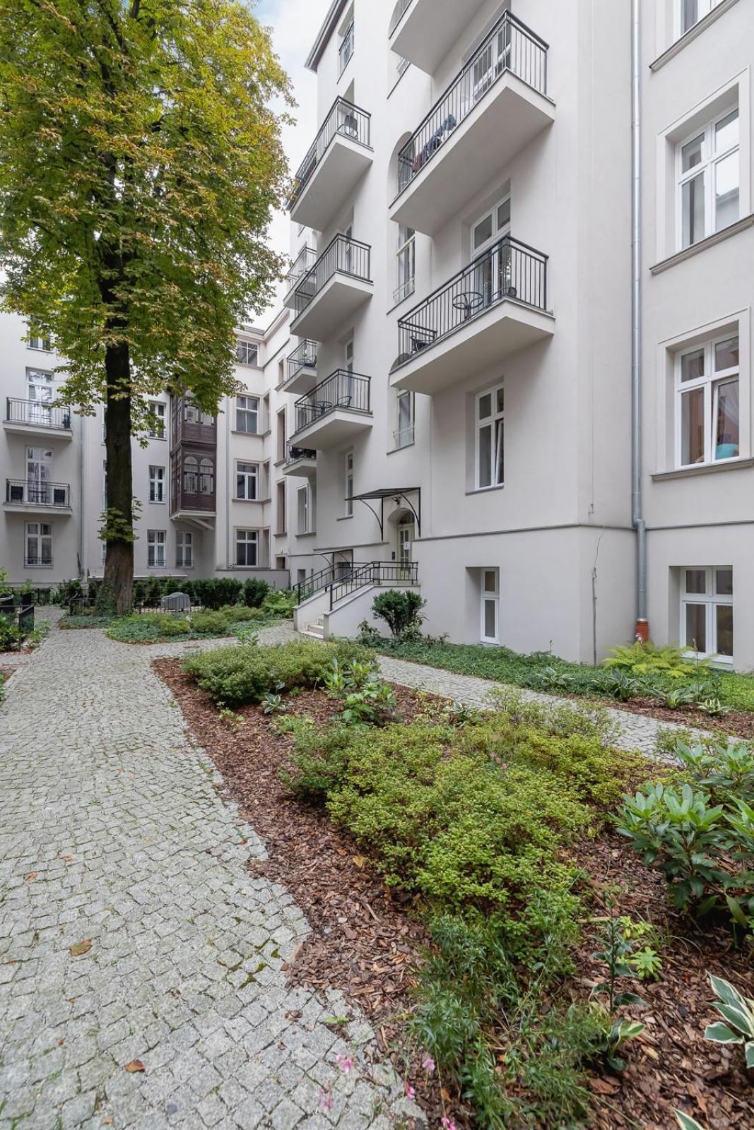 With Balcony - 41 Starowislna Street